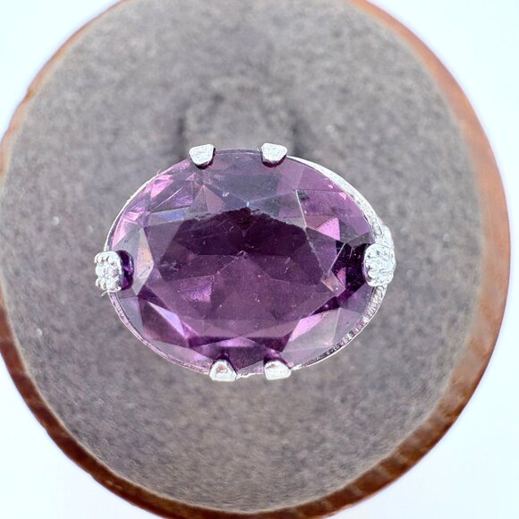 VTG Solid Sterling Silver 925 Amethyst Prong Set Statement Ring Size 4.25 - Picture 2 of 9